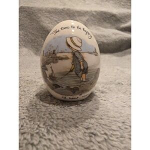 Vintage Holly Hobbie Ceramic Egg Summer Beach Ocean Scene 1973 Time to Be Happy